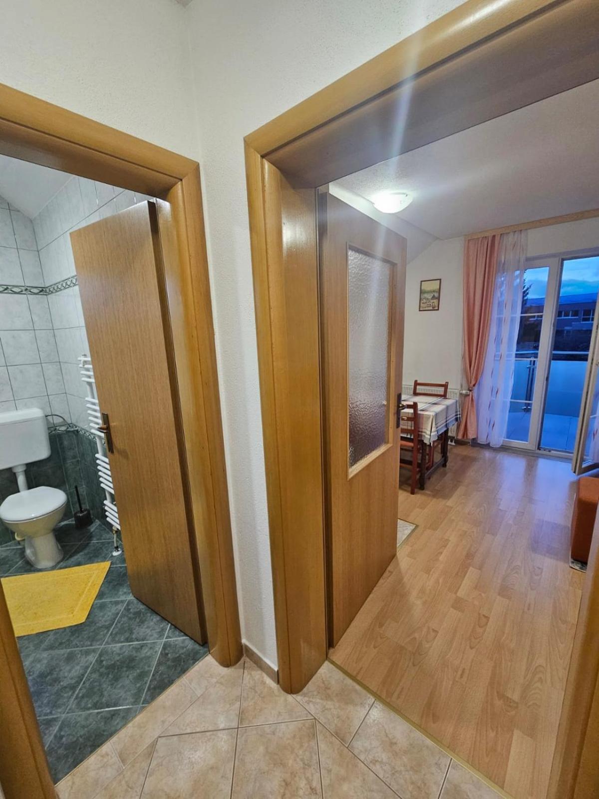 Apartman M. Rados كوبريس المظهر الخارجي الصورة