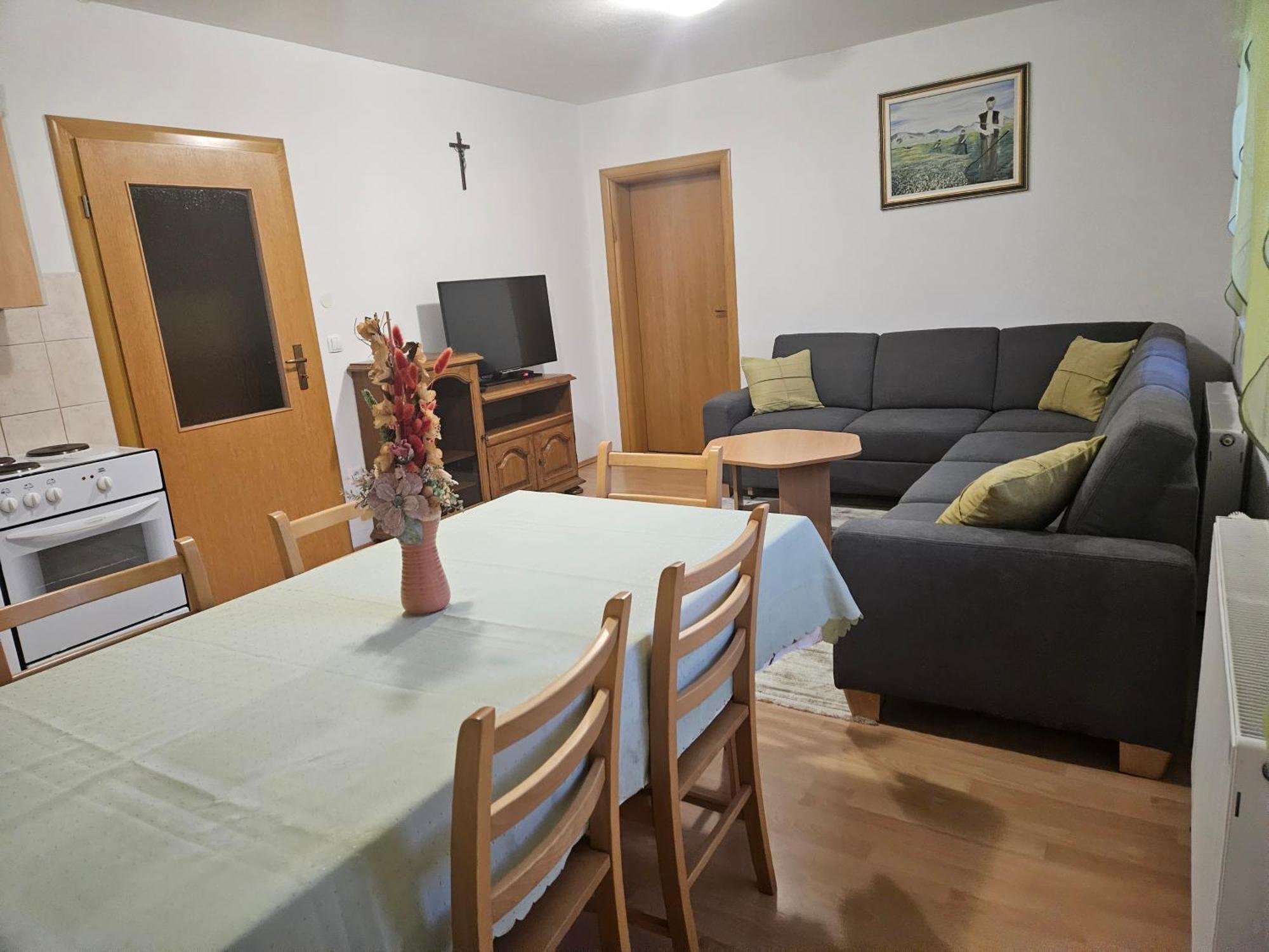 Apartman M. Rados كوبريس المظهر الخارجي الصورة